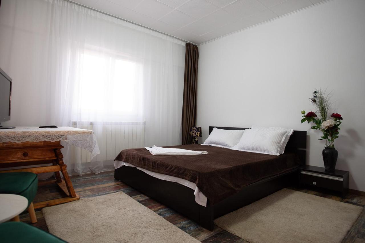 5 Bedrooms Luxury Apartment Villa Букурещ Екстериор снимка