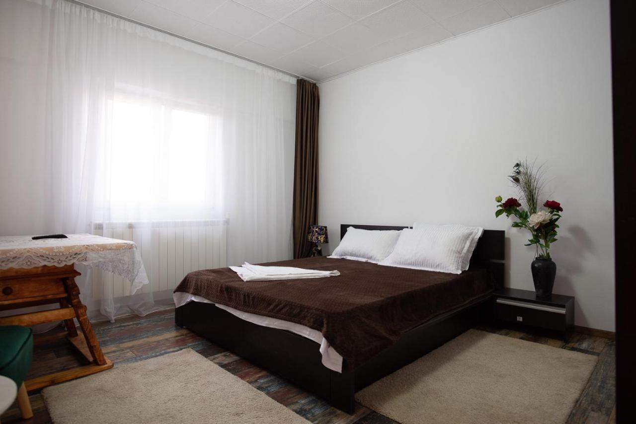 5 Bedrooms Luxury Apartment Villa Букурещ Екстериор снимка