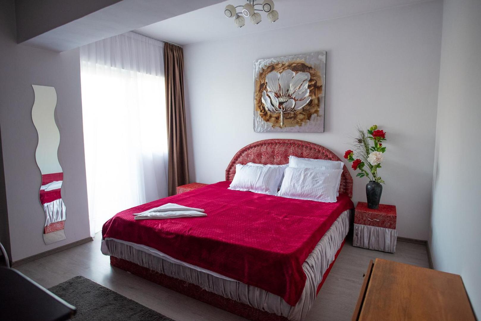 5 Bedrooms Luxury Apartment Villa Букурещ Екстериор снимка