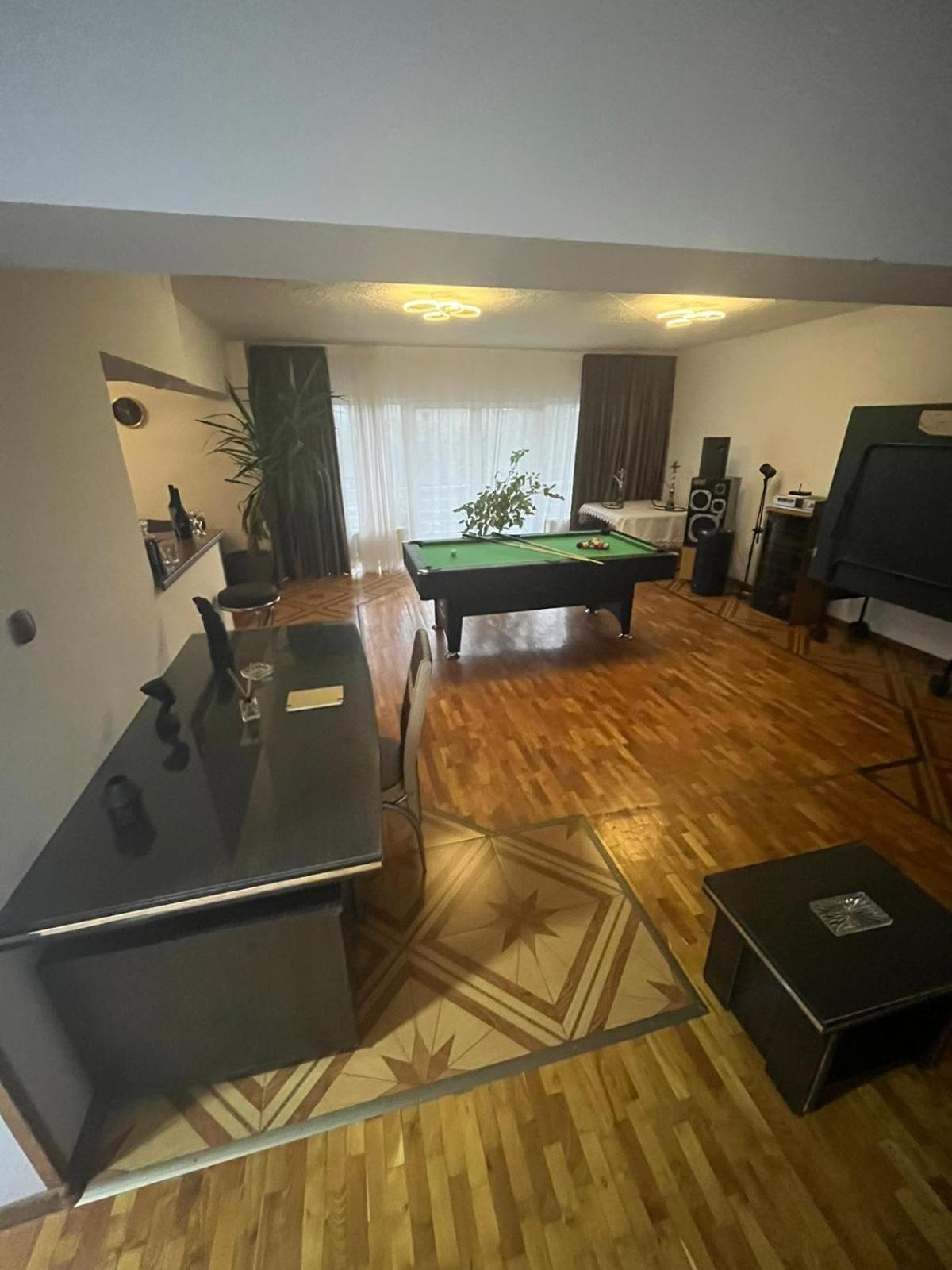 5 Bedrooms Luxury Apartment Villa Букурещ Екстериор снимка