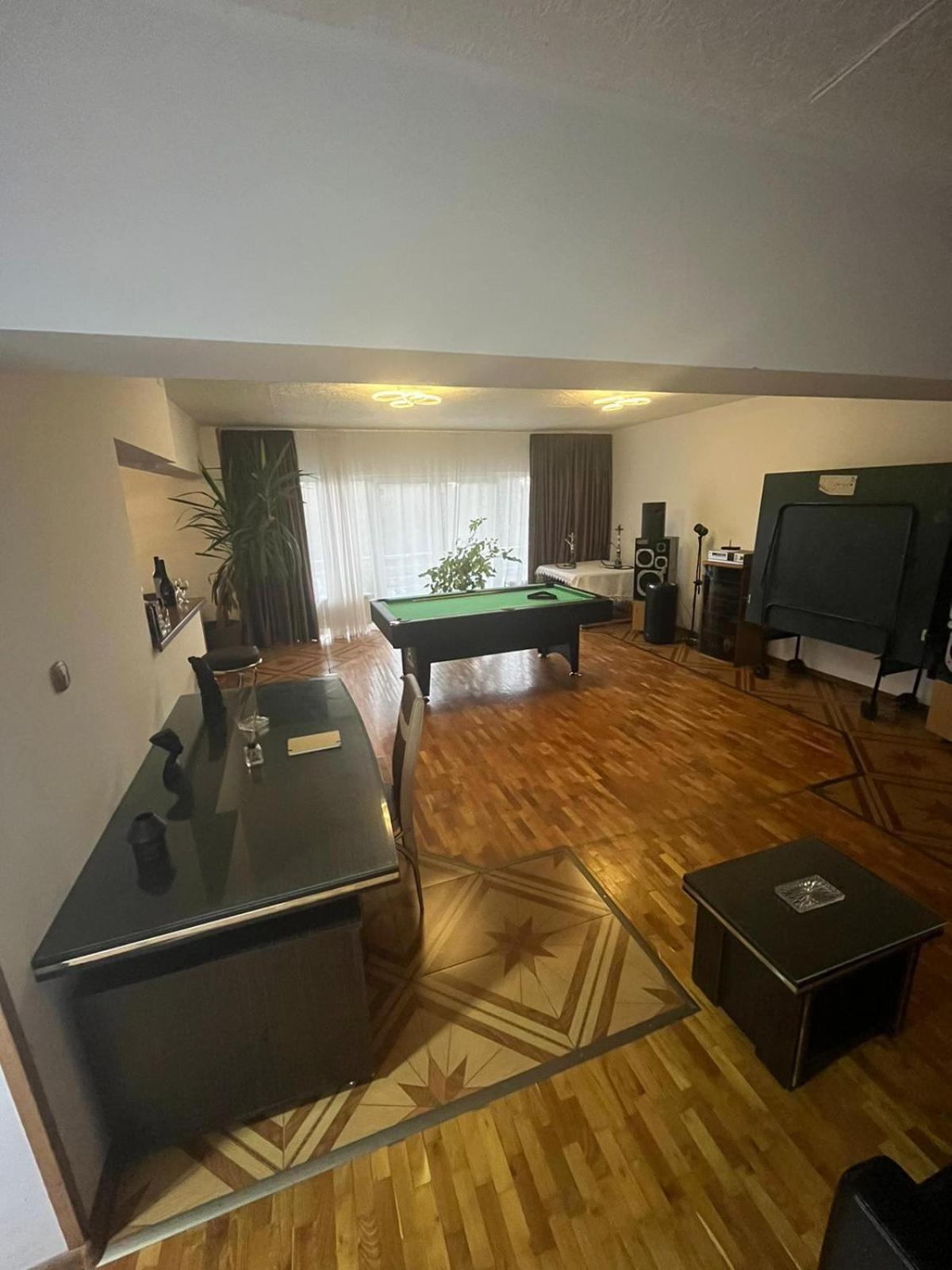 5 Bedrooms Luxury Apartment Villa Букурещ Екстериор снимка
